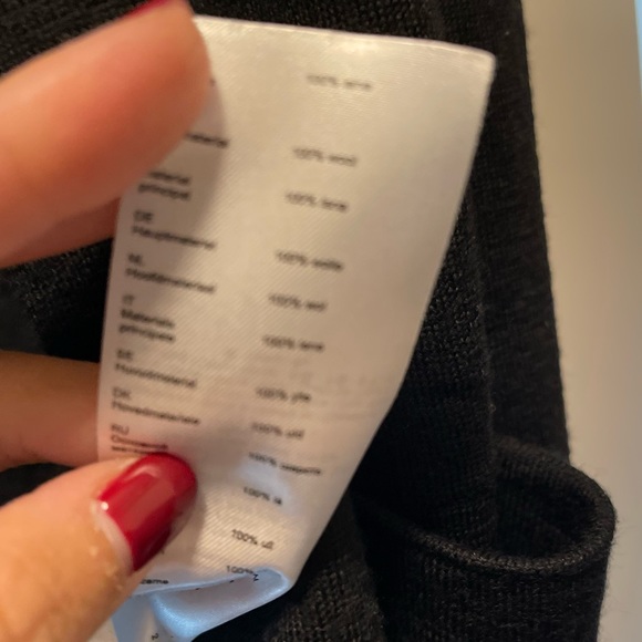 ❌SOLD❌Maje black 100%laine wool cardigan - gently worn. I’m good condition. - Picture 7 of 7